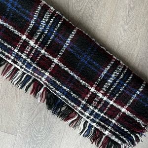 Giant free people plaid blanket scarf 🍂